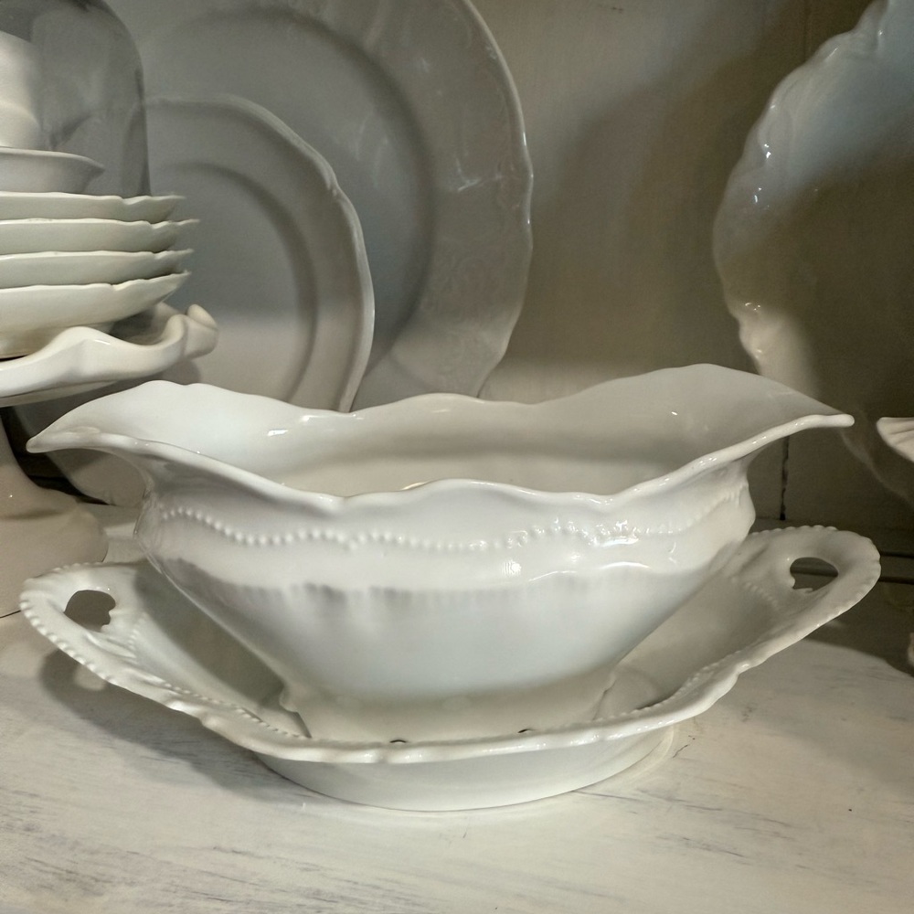 O& EG Royal Austria Gravy boat